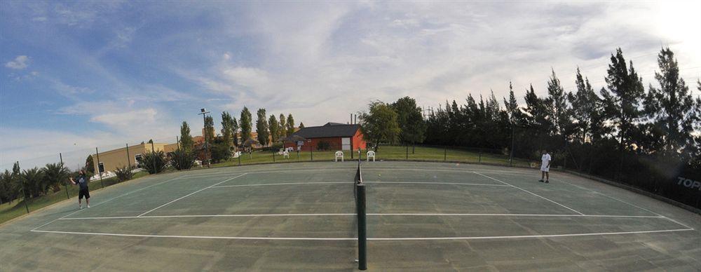 فندق Wyndham Garden كامبانا المظهر الخارجي الصورة