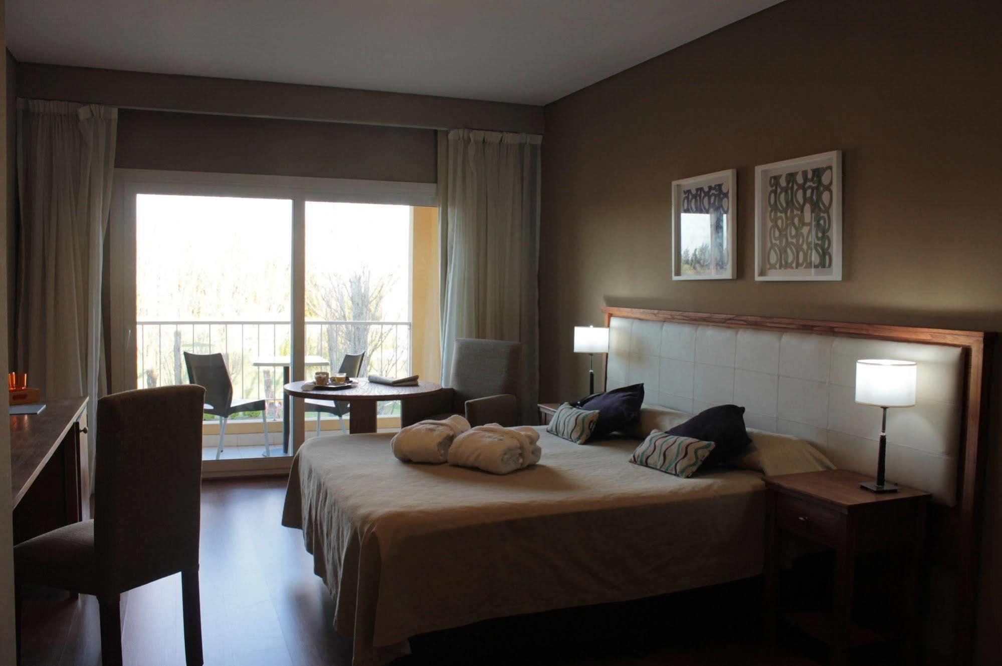 فندق Wyndham Garden كامبانا المظهر الخارجي الصورة
